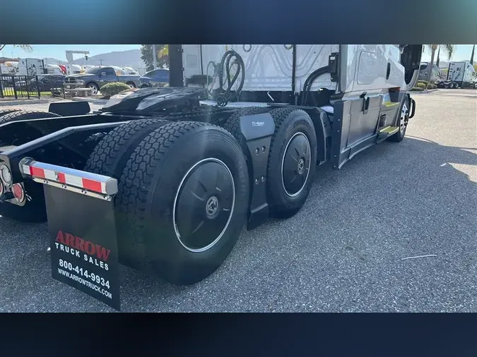 2022 FREIGHTLINER CA12631c5d07196d892e4a300007553ee256b