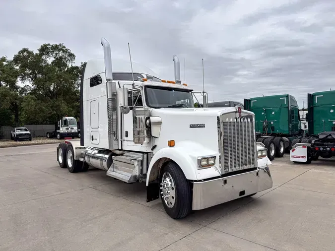 2022 KENWORTH W900L31c6ef0beab1782f2ccf6f668adfc507