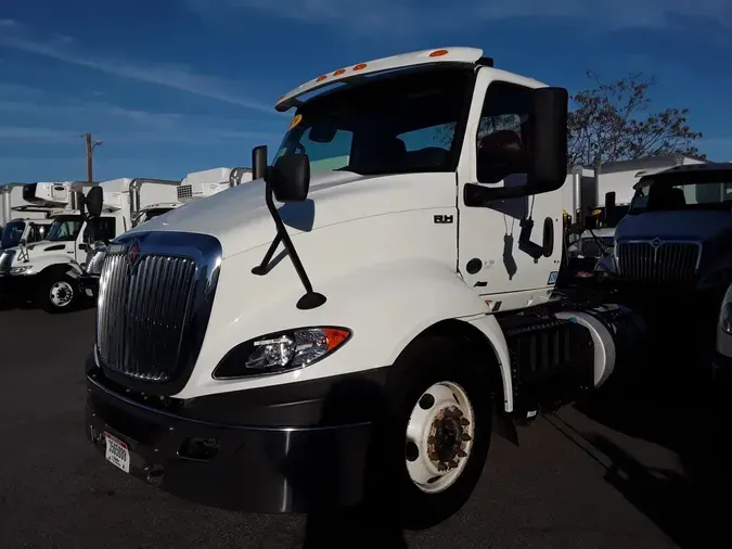 2019 NAVISTAR INTERNATIONAL RH613 DAYCAB S/A31c9523bba10837806249da3ed6664d7