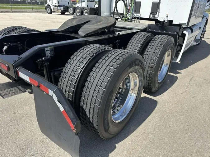 2022 Peterbilt 579