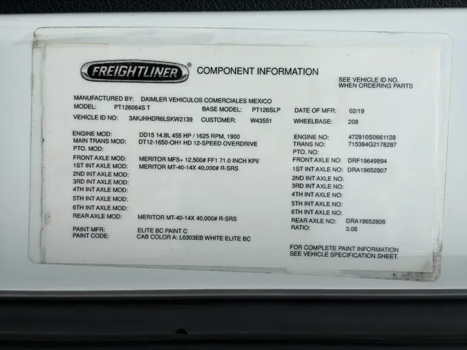 2020 Freightliner Cascadia 126