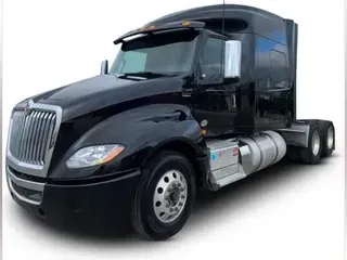 2018 International LT625