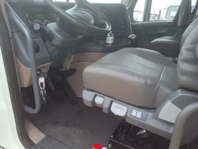 2020 FREIGHTLINER/MERCEDES CASCADIA 12531d7a16930a874a62b745a17cddc1fb1