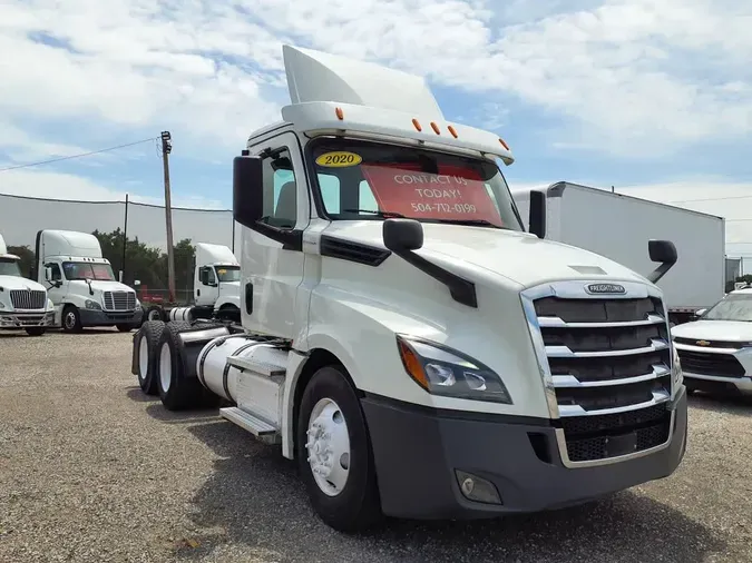 2020 FREIGHTLINER NEW CASCADIA PX12664