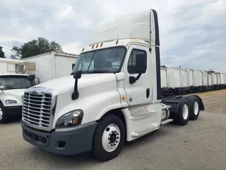 2019 FREIGHTLINER CASCADIA 125