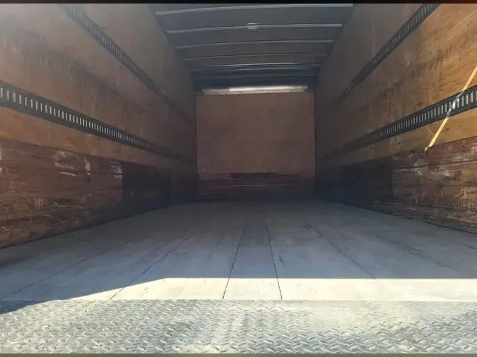 2019 FREIGHTLINER/MERCEDES M2 10631e3b1f2035352978edeff4f1270b9eb