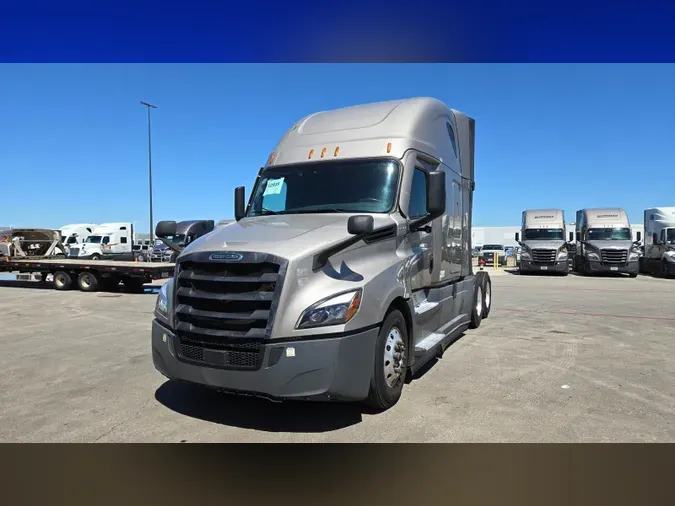2022 Freightliner Cascadia 126
