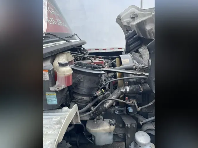 2019 FREIGHTLINER/MERCEDES M2 106