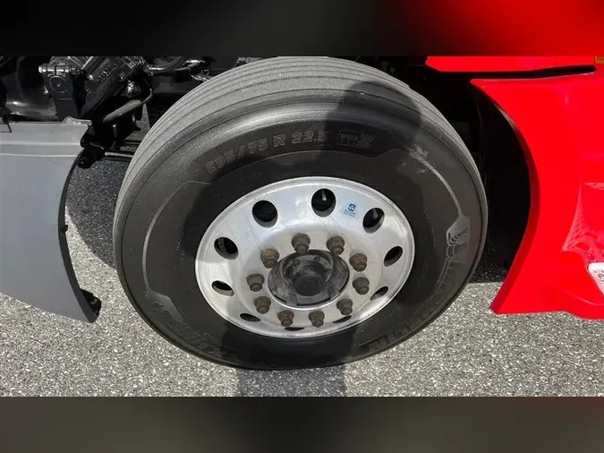 2022 FREIGHTLINER CA126