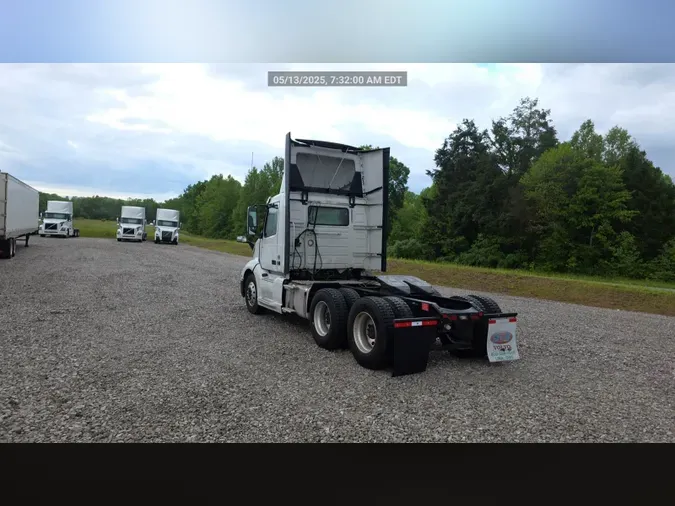 2018 Volvo VNL300