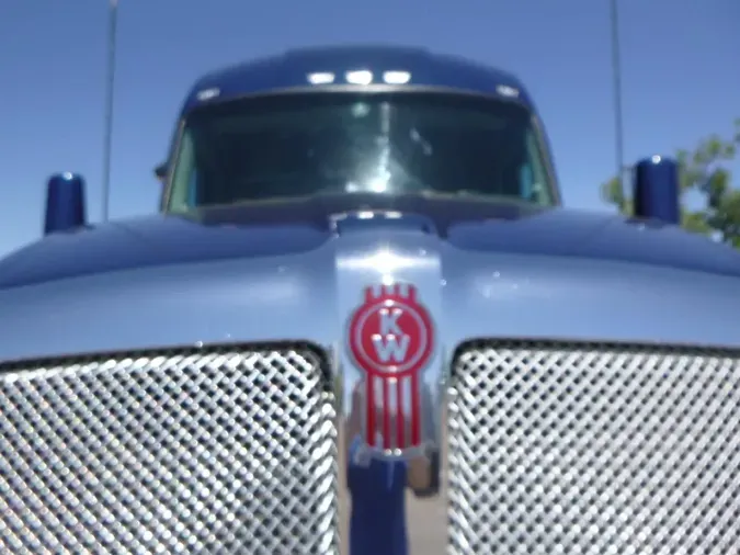 2022 Kenworth T68031ec56da565342a48268784f8e2c013f