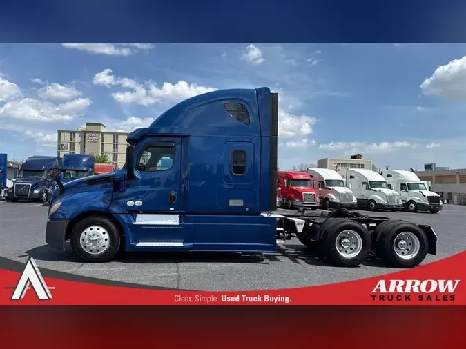 2019 FREIGHTLINER CA126