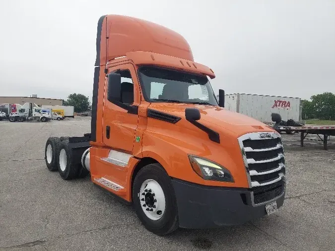 2019 Freightliner T12664ST31f0bdd4b7fc7f322e33cfa3289c578e