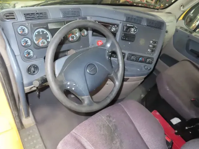 2018 FREIGHTLINER CASCADIA 113