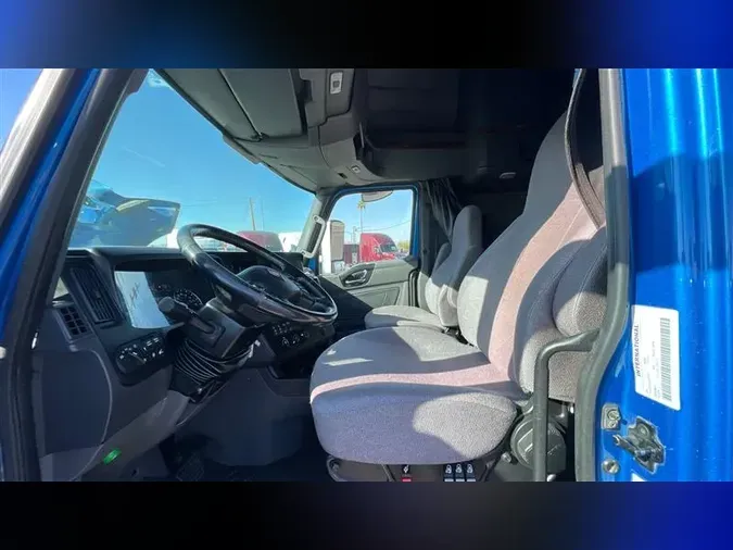 2020 INTERNATIONAL LT
