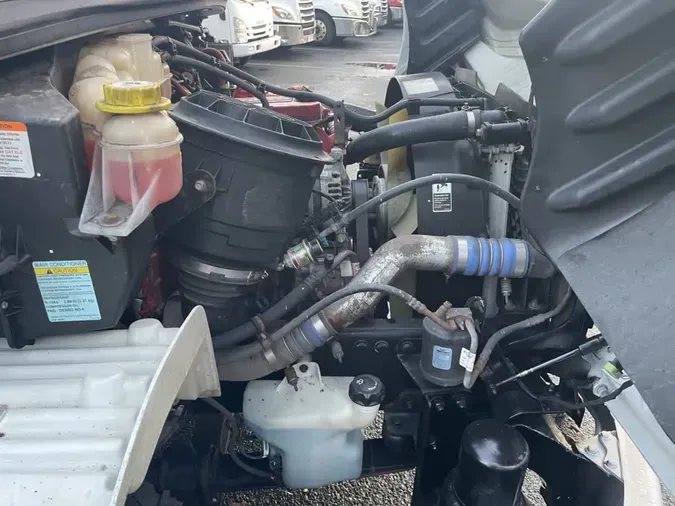 2020 FREIGHTLINER M2 106