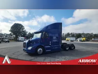 2021 VOLVO VNR640