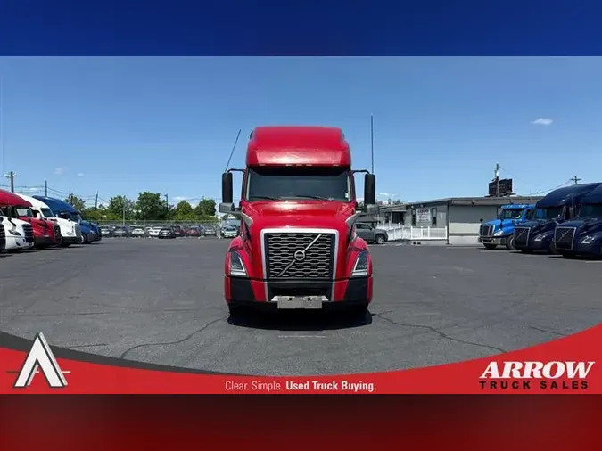 2021 VOLVO VNL760