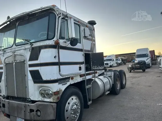 1982 KENWORTH K10031fe42c6cbbc235220ac6dd8dc8af4f0