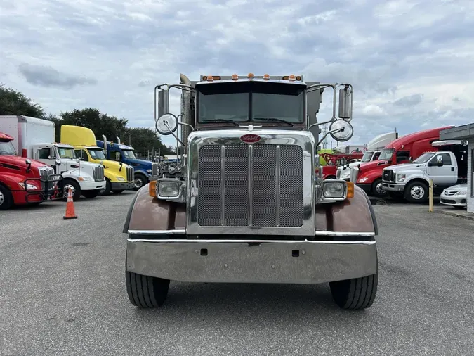 2020 Peterbilt 365