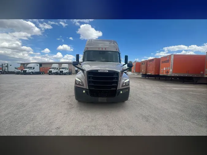 2025 Freightliner Cascadia 126320000490b0231b141d9735c67200286