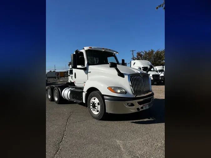 2018 NAVISTAR INTERNATIONAL LT625 DAYCAB T/A