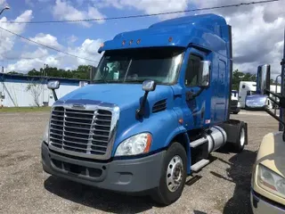 2015 FREIGHTLINER CASCADIA