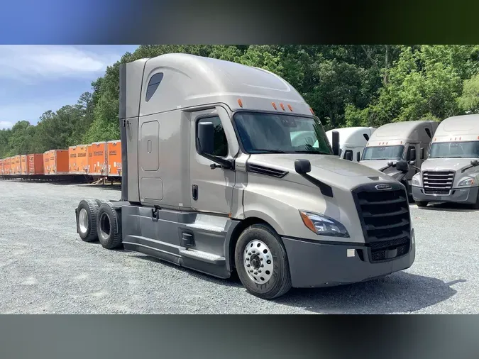 2021 Freightliner Cascadia32168481a3395b54fcc308ad2b0c0274
