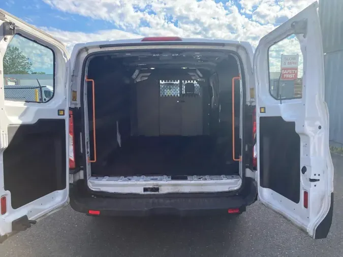 2017 FORD MOTOR COMPANY TRANSIT 350 LOW ROOF