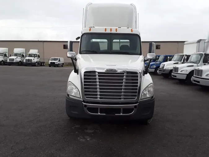 2013 FREIGHTLINER/MERCEDES CASCADIA 125321cde5b61abf63b3316852b1b884120