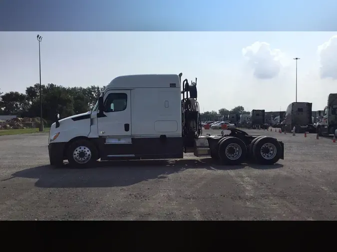 2020 Freightliner Cascadia 1263222b22d2713ffa3beb7b8f21af9ba3d