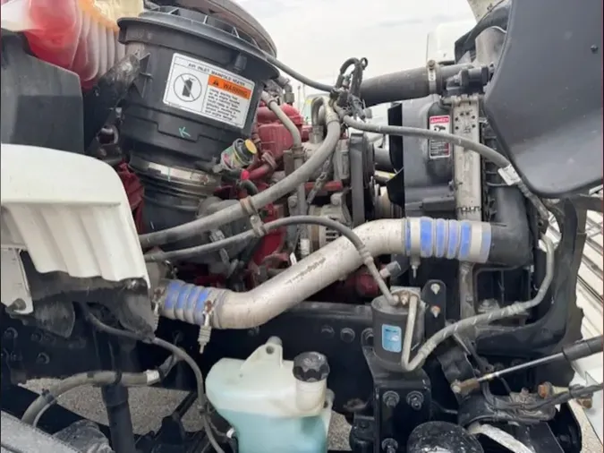 2021 FREIGHTLINER/MERCEDES M2 106