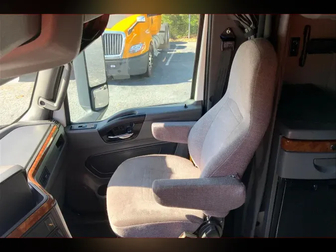 2021 INT LT625 6x4