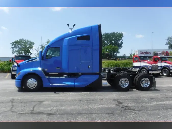 2025 Kenworth T680