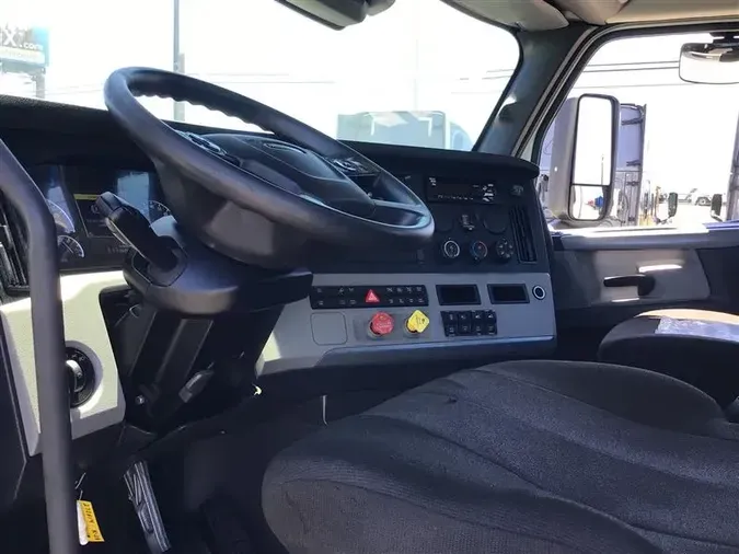 2021 FREIGHTLINER CA126