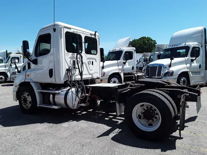 2018 FREIGHTLINER/MERCEDES CASCADIA 113