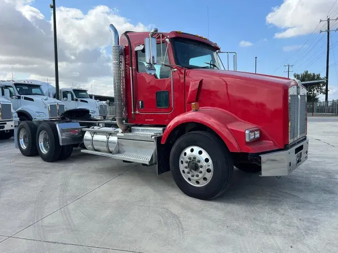 2020 Kenworth T800