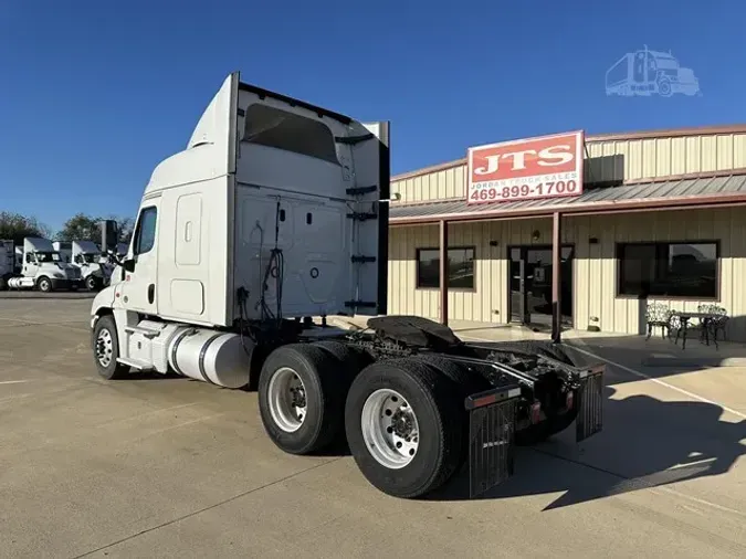 2018 FREIGHTLINER CASCADIA 125