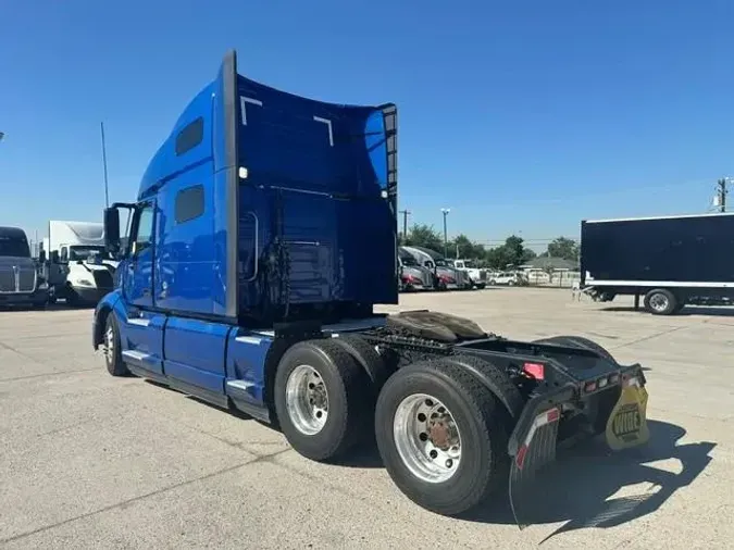 2022 Volvo VNL64T7603236de456ca308991989a4d42aa55304