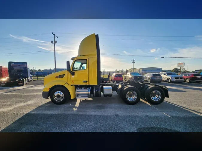 2021 Peterbilt 579