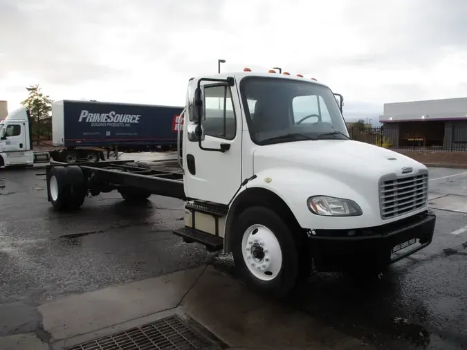 2019 FREIGHTLINER/MERCEDES M2 10632378b43687417c2e09daff4bcd652e1