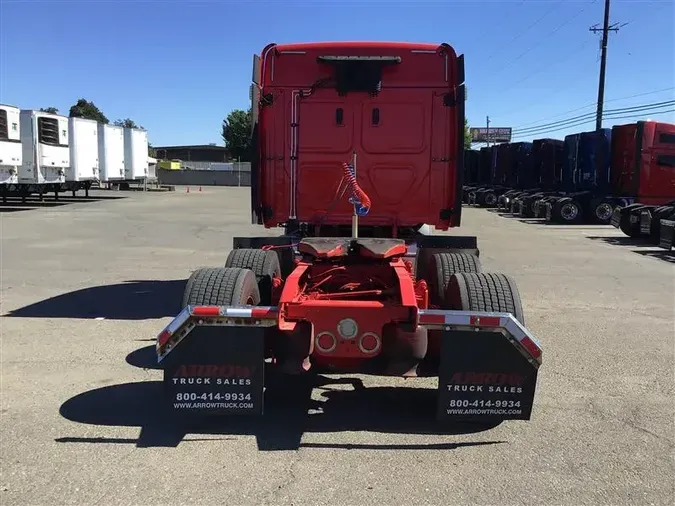 2020 FREIGHTLINER CA116