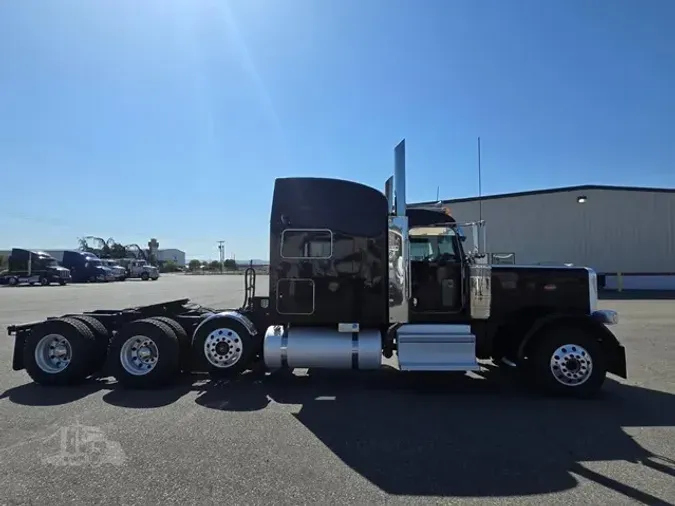 2021 PETERBILT 389