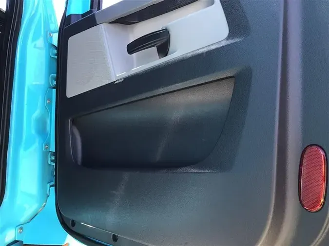 2021 FREIGHTLINER CASCADIA