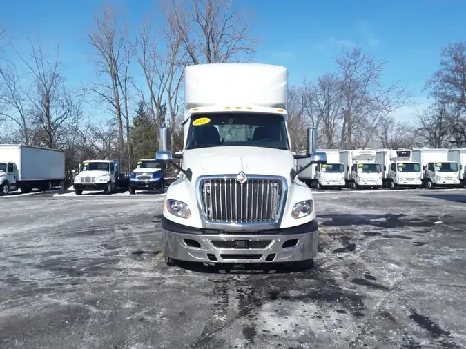 2020 NAVISTAR INTERNATIONAL LT625 DAYCAB T/A323b704abb41fe267f3628b6c71b7bb2