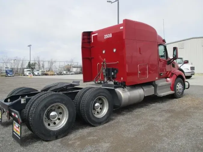 2022 Peterbilt 579