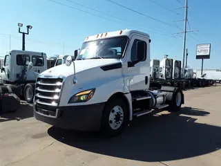 2020 FREIGHTLINER/MERCEDES NEW CASCADIA 126