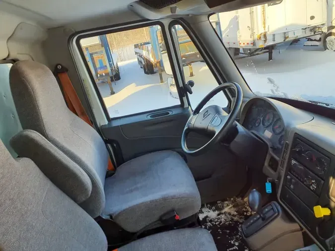 2017 NAVISTAR INTERNATIONAL 4300