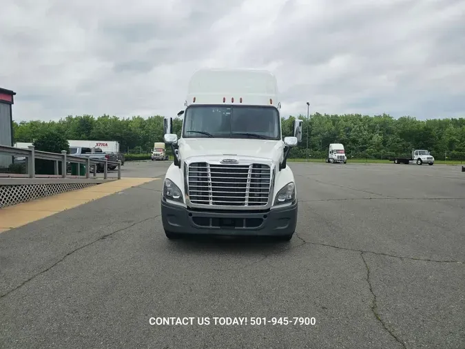 2020 FREIGHTLINER CASCADIA 125