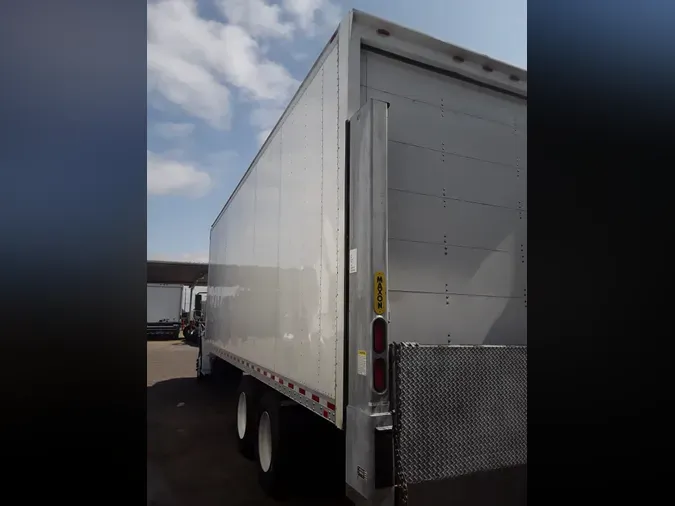 2019 FREIGHTLINER/MERCEDES M2 106